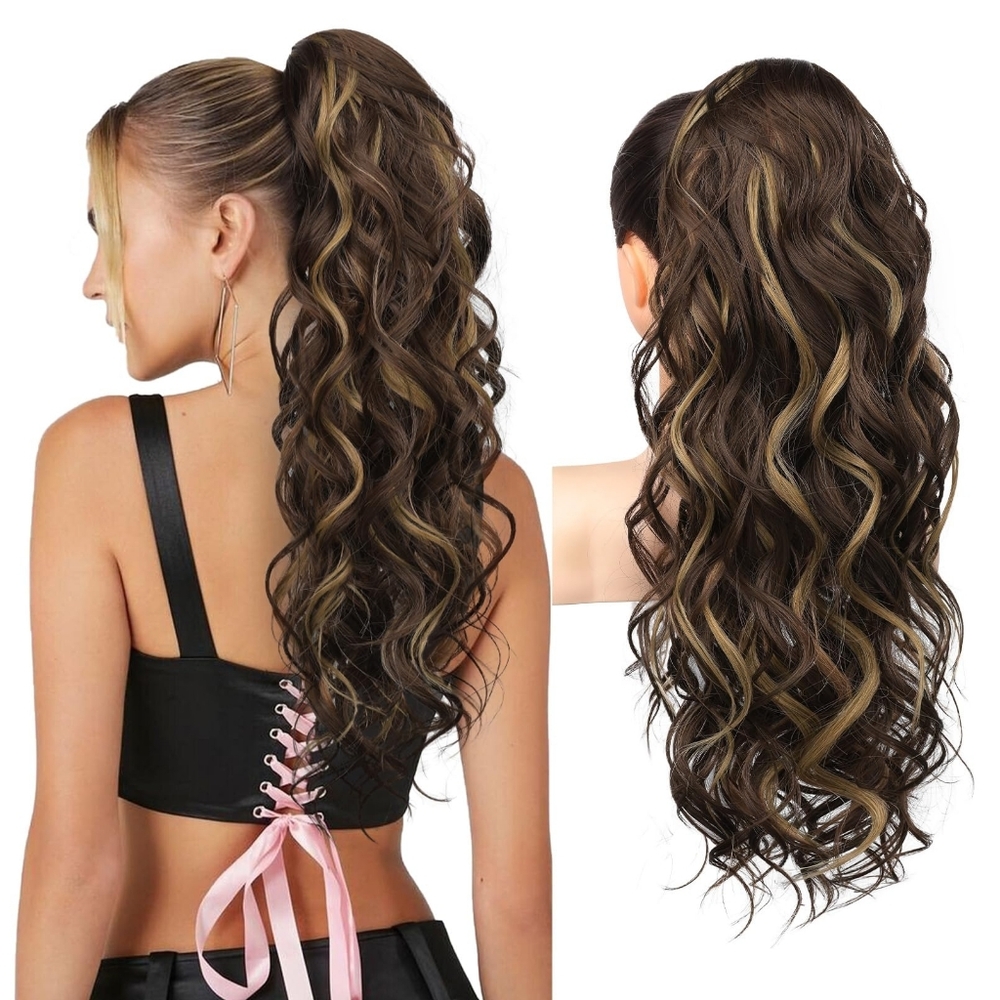 24” Wavy Claw‎ Clip Ponytail • Dark Brown w/ Highlights • Synthetic Extension
